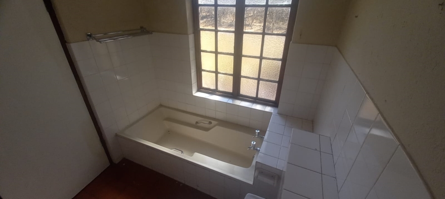 To Let 2 Bedroom Property for Rent in Zandfontein A H North West